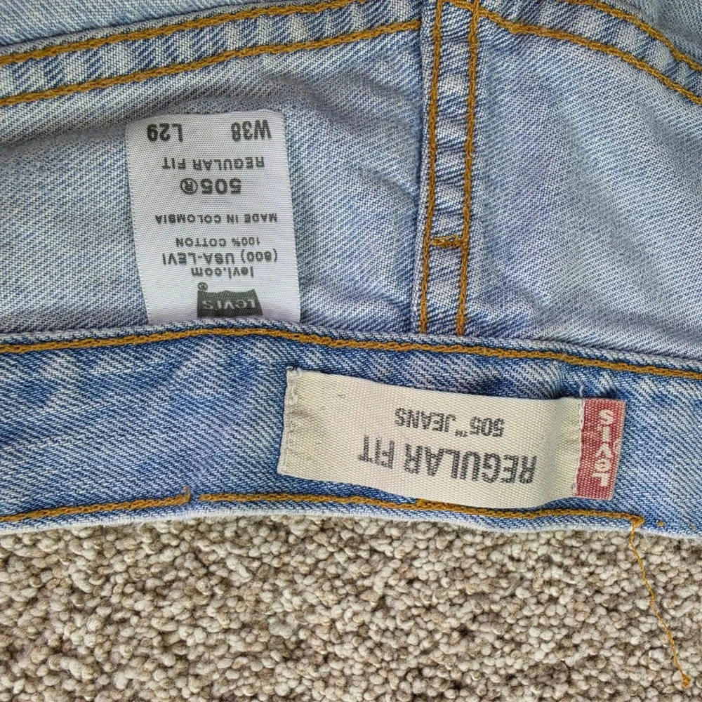 VINTAGE Levi's 505 Regular Fit Jeans Mens 38x29 Light Wash Blue Outdoor Casual
